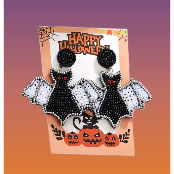 New- Batty Halloween Earrings Black/White Seed Beads White Sequins Lightweight - Picture 3 of 5